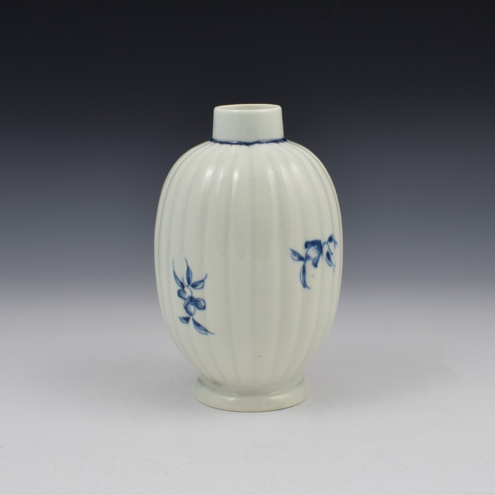 First Period Worcester Porcelain The Gilliflower Pattern Fluted Tea Canister c.1770 View III