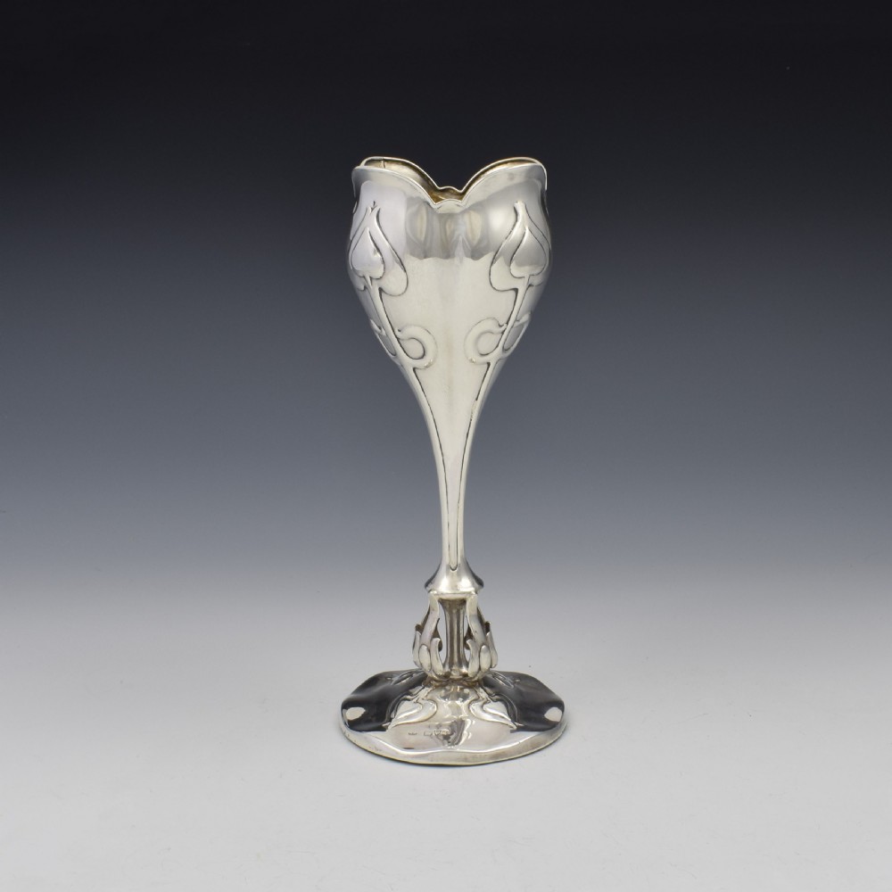 Edwardian Art Nouveau Silver Vase Chester 1903 View IV