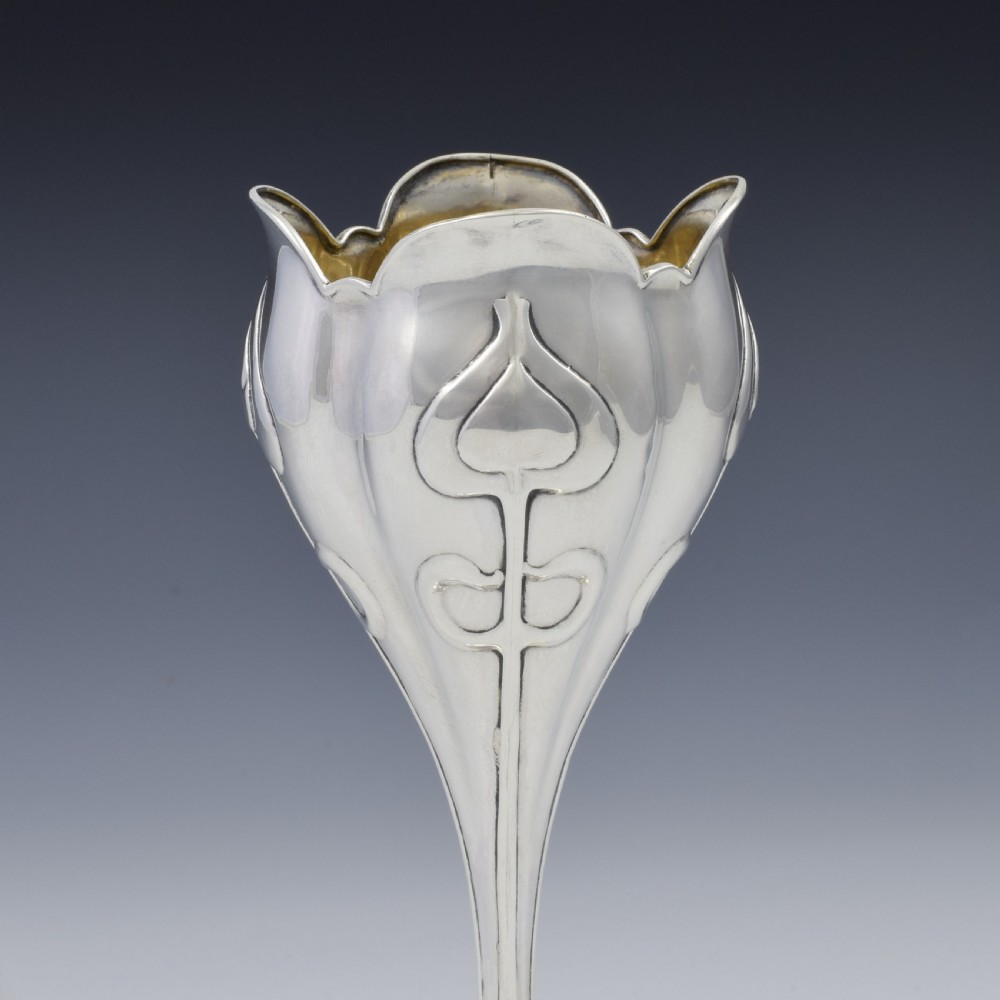 Edwardian Art Nouveau Silver Vase Chester 1903 View VI