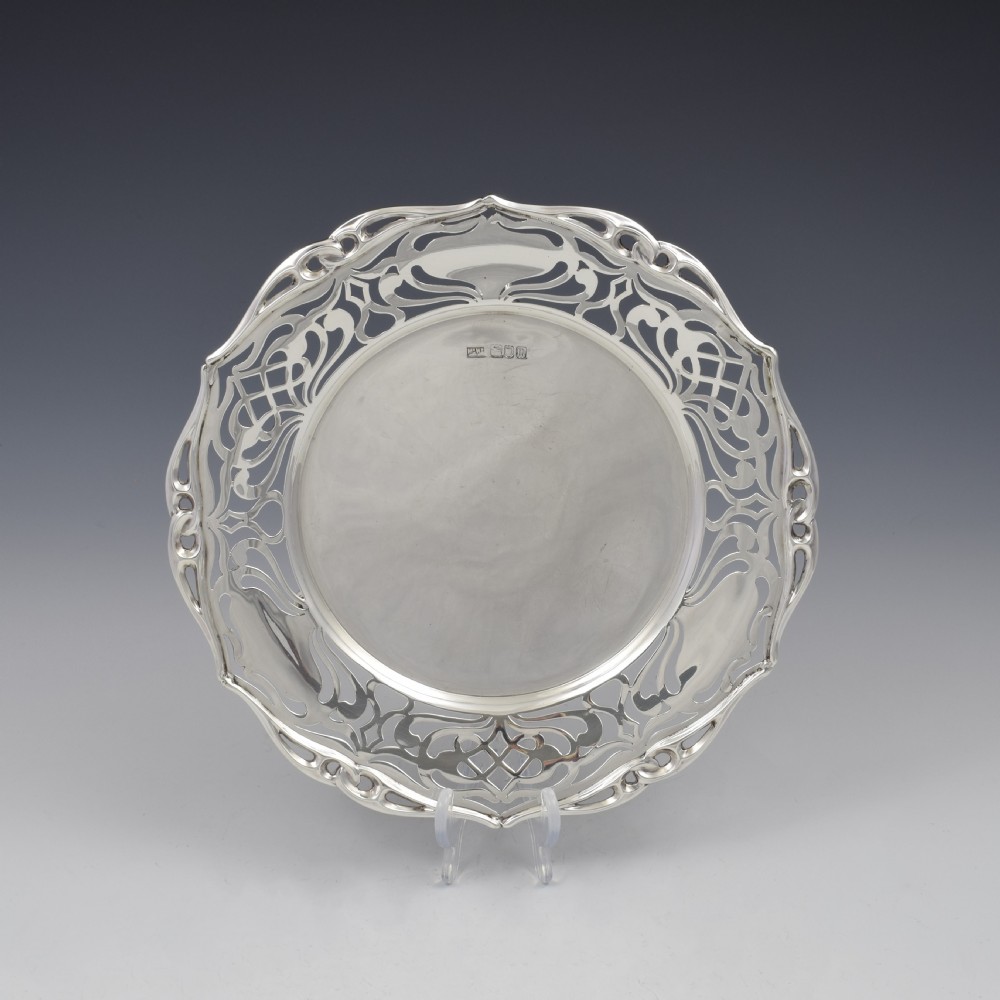 Fine Edwardian Art Nouveau Pierced Silver Comport / Tazza Mappin & Webb