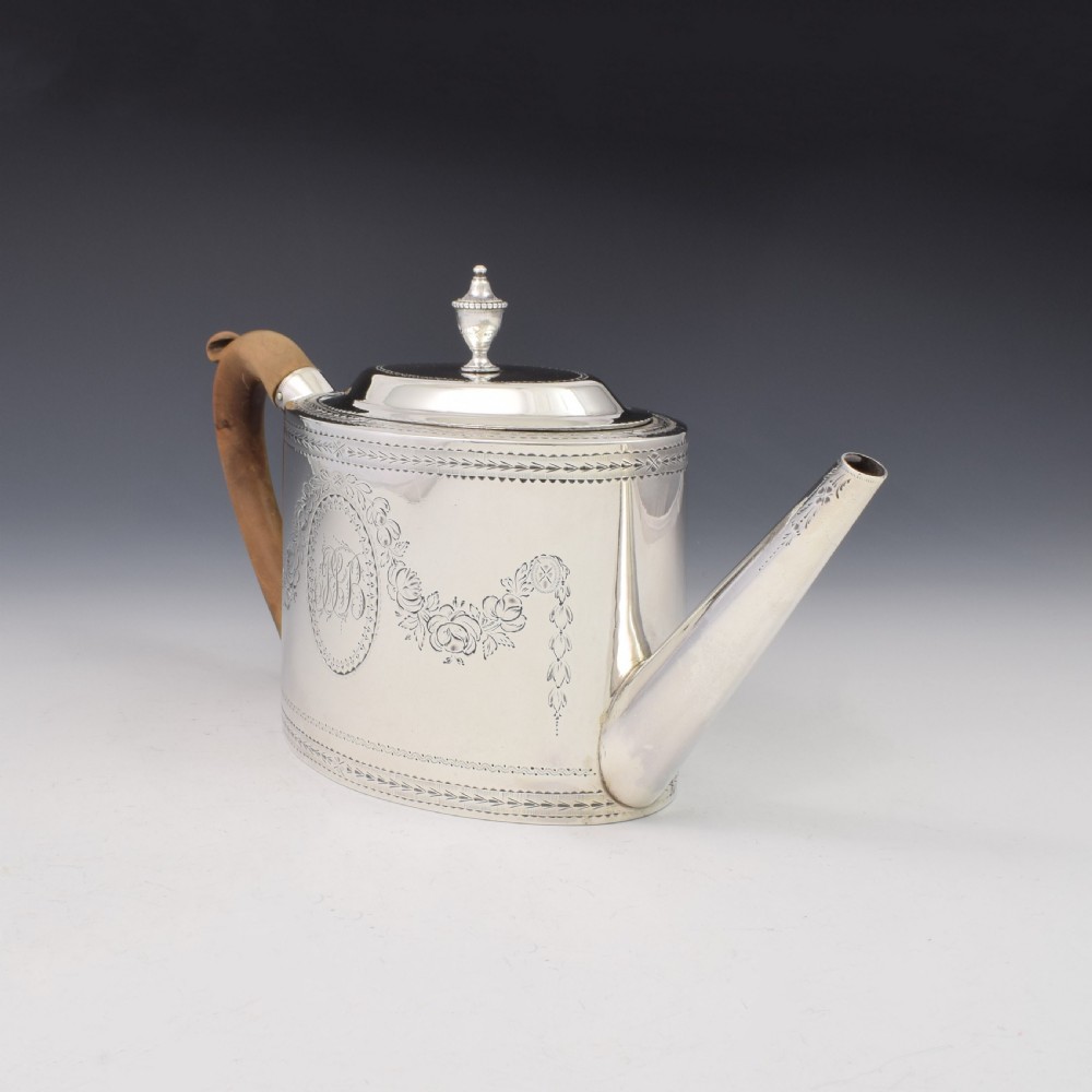 Fine Georgian Silver Oval Teapot 1783 John Kidder View IV