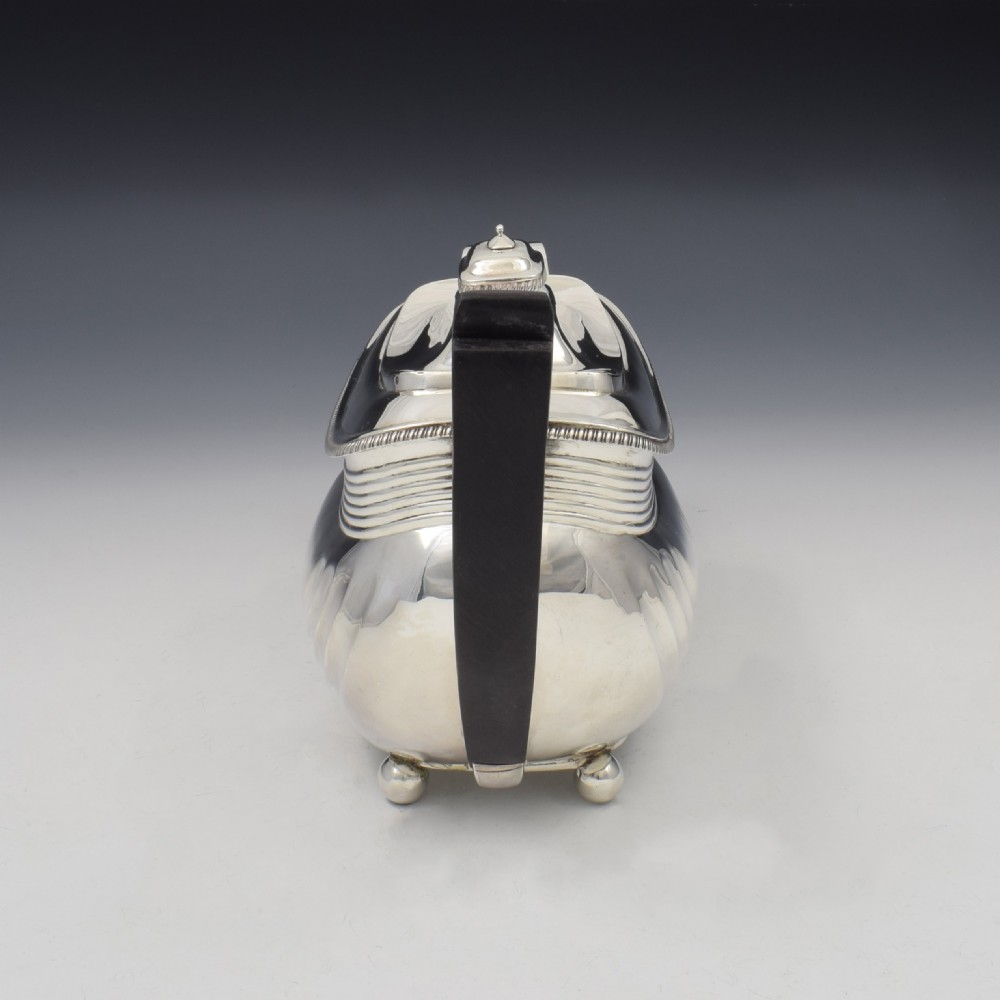 Fine Georgian Silver Bombe Teapot 1806 View VII