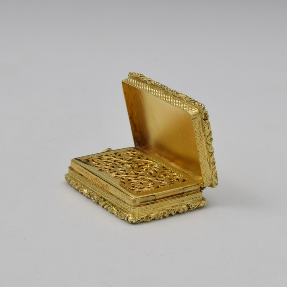 Fine Georgian Silver Gilt Vinaigrette John Bettridge View VI