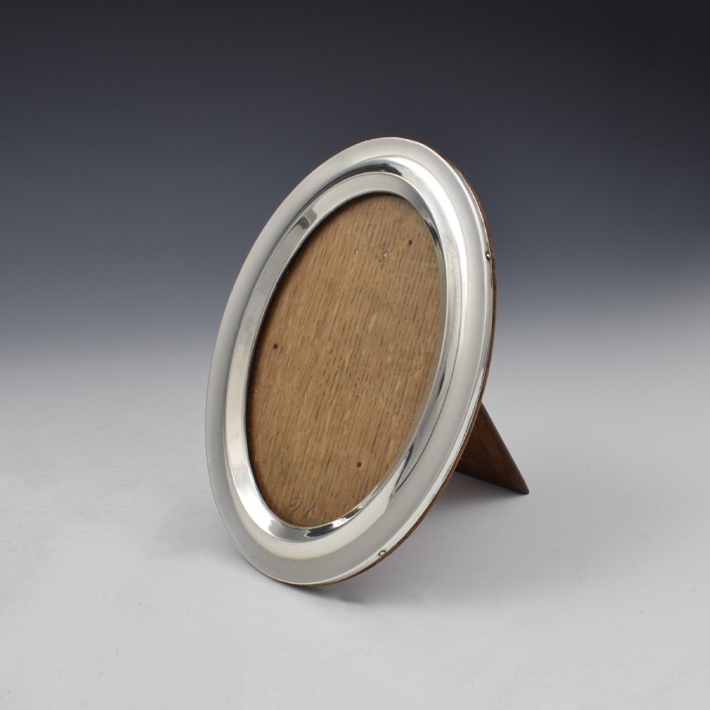 George V Oval Silver Photograph Frame 1916 View VIII