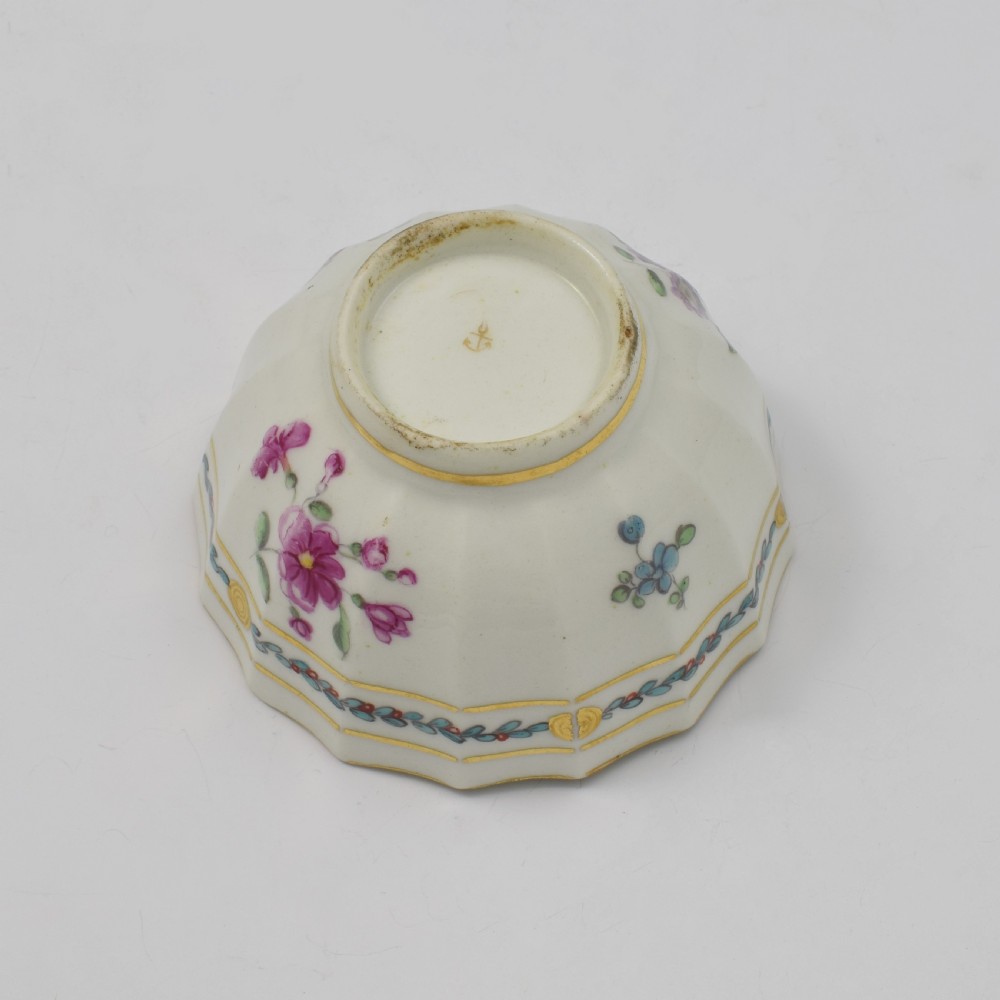 Chelsea Derby Porcelain Fluted Tea Bowl c.1770-1775 View VI