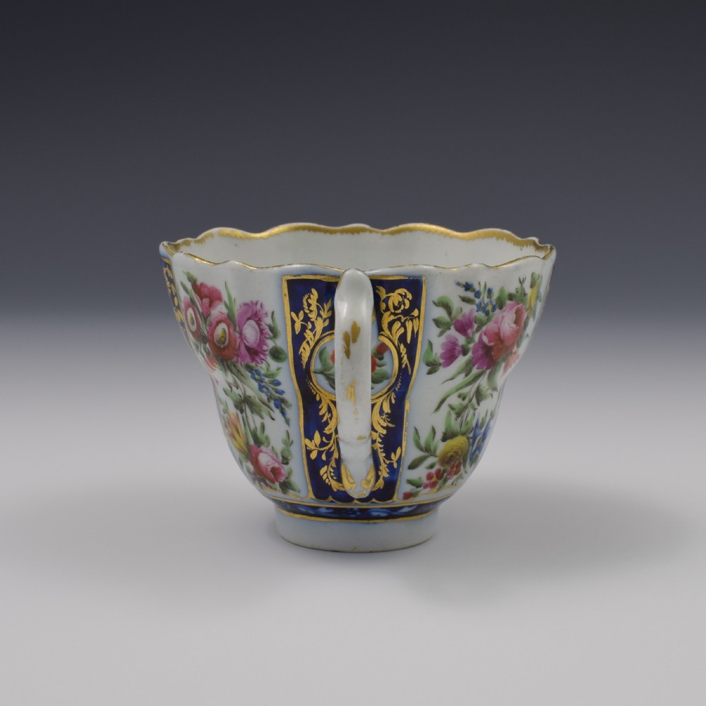 First Period Worcester Porcelain Queen's Pattern Chocolate Cup c.1768 View VII