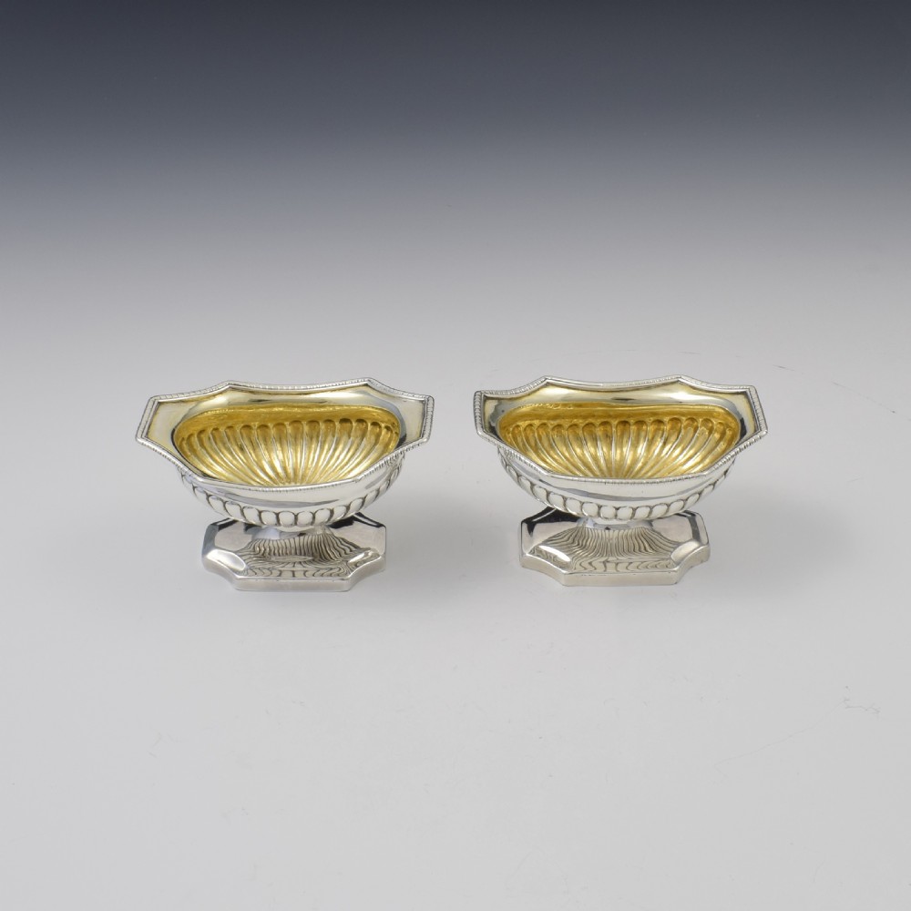 George III Pair Of Neoclassical Silver Salts Robert & Samuel Hennell Set 1 View II