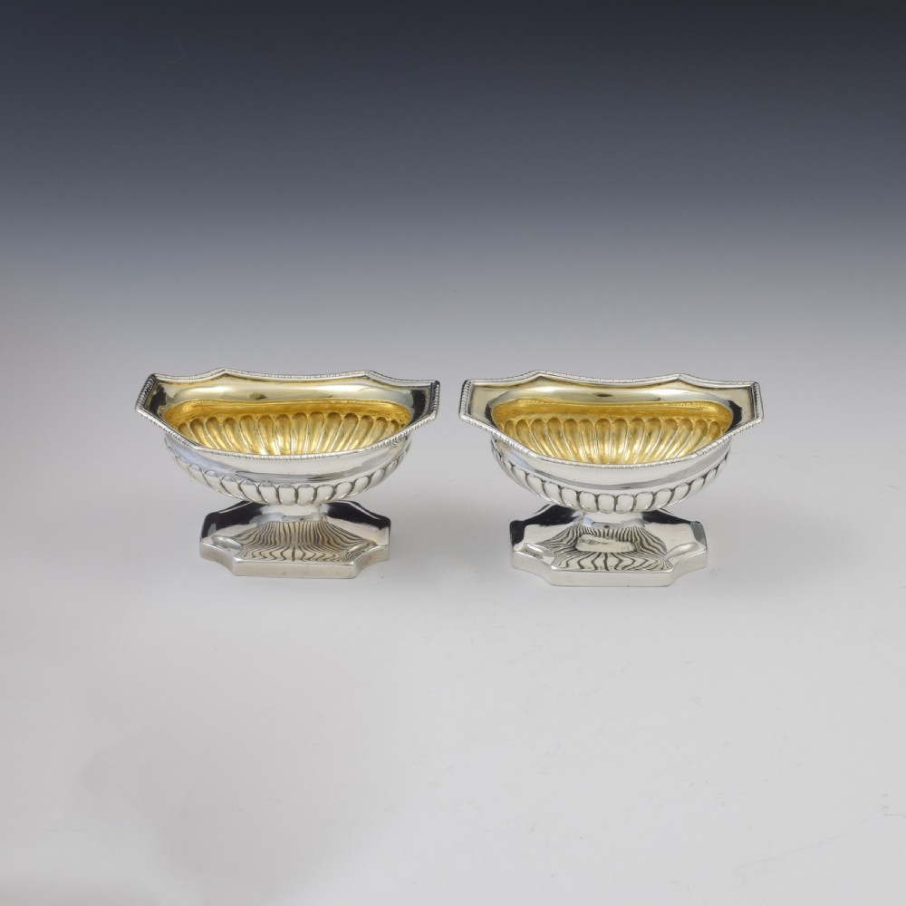 George III Pair Of Neoclassical Silver Salts Robert & Samuel Hennell Set 2 View II