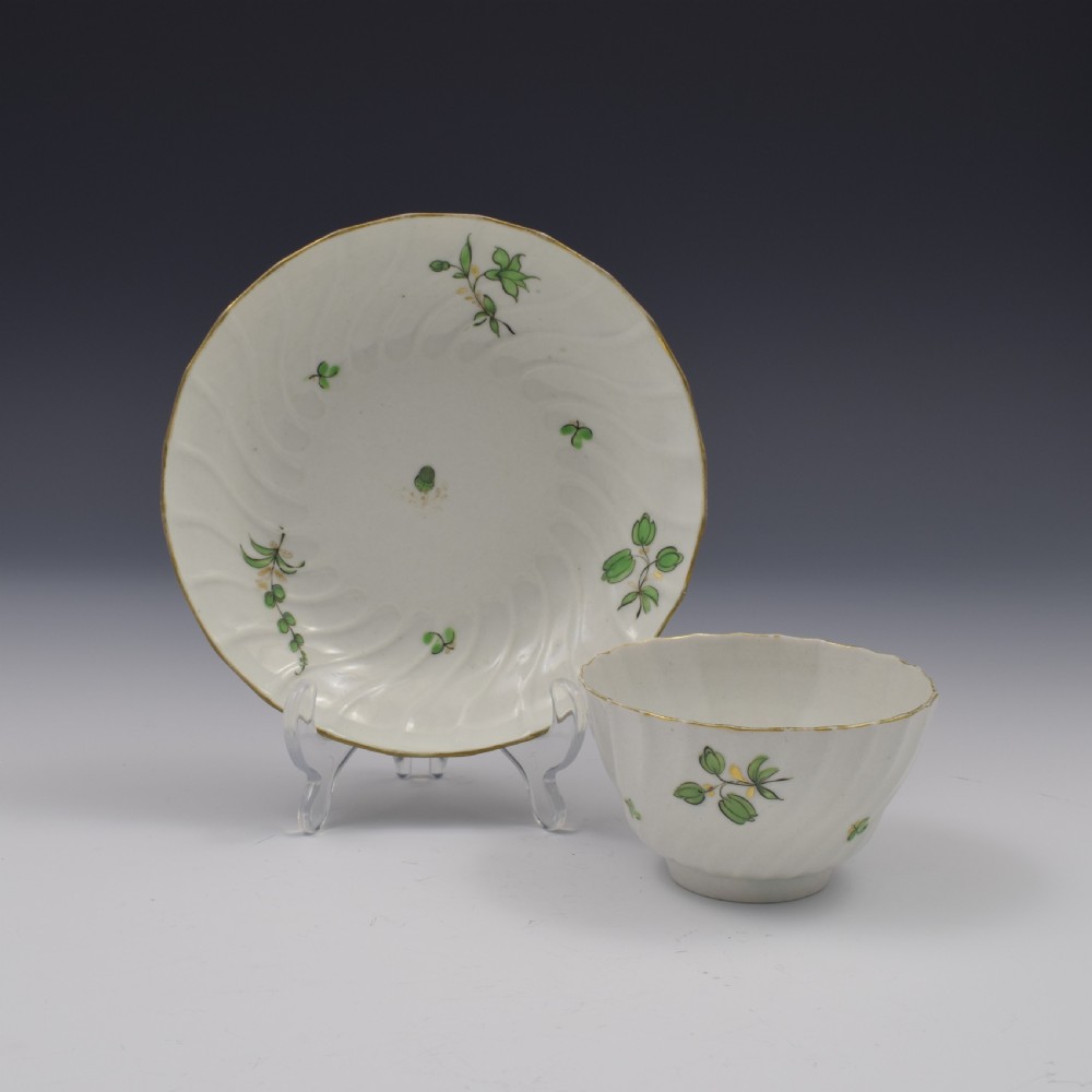 Flight Period Worcester Porcelain Spiral Fluted Tea Bowl & Saucer