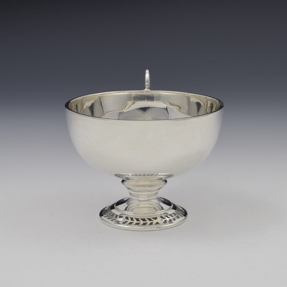 Pretty Art Deco Silver Pedestal Christening Cup / Mug Chester 1928 View III