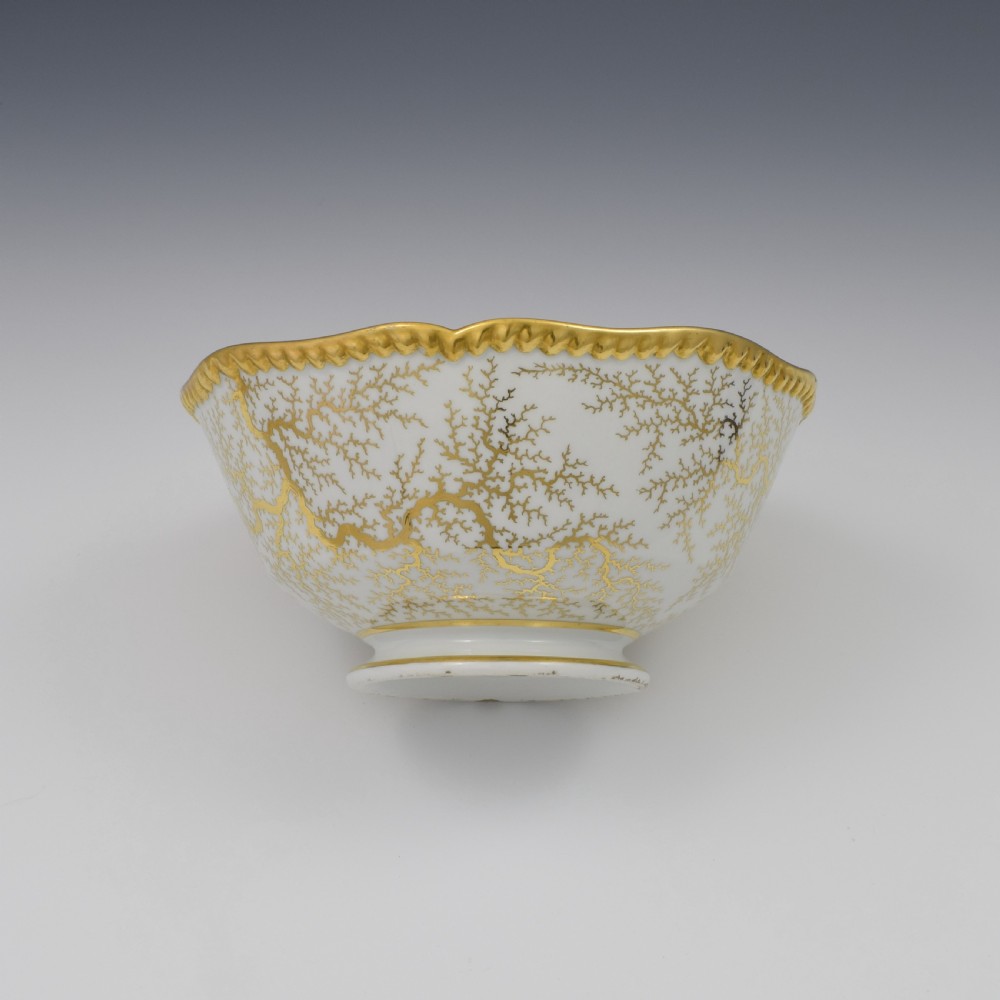 Large Flight, Barr & Barr Worcester Porcelain Gilt Seaweed Bowl c.1815 View VI