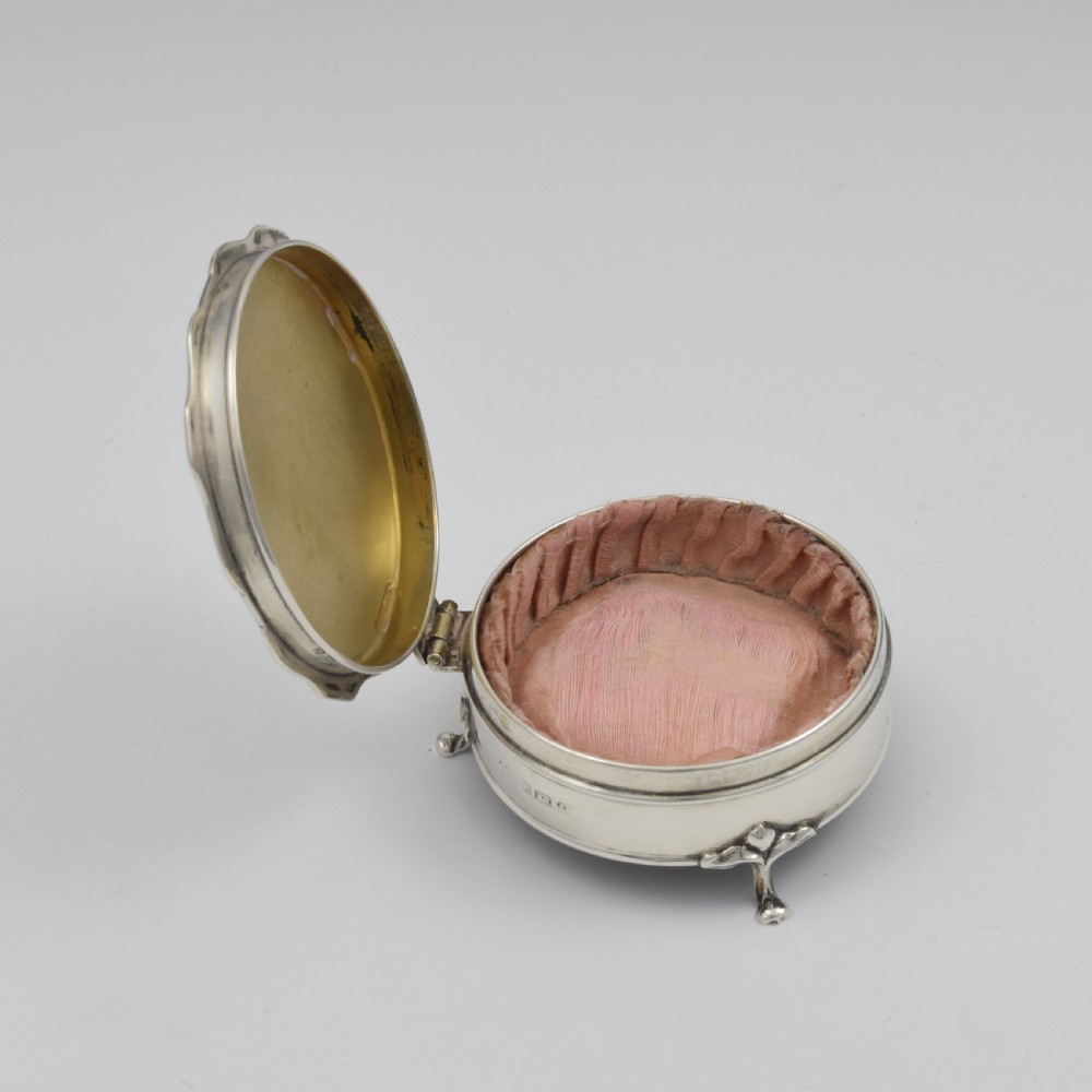 Pretty Art Nouveau Silver Jewellery Box  View VI