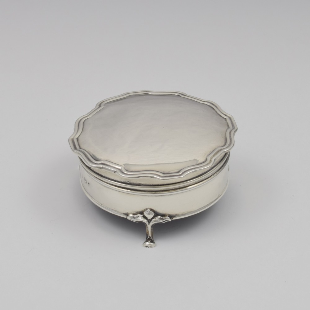 Pretty Art Nouveau Silver Jewellery Box  View XI