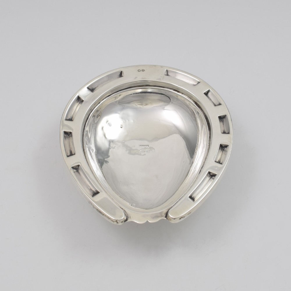 Victorian Novelty Silver Horseshoe Trinket Dish / Desk Tidy 1887 View II