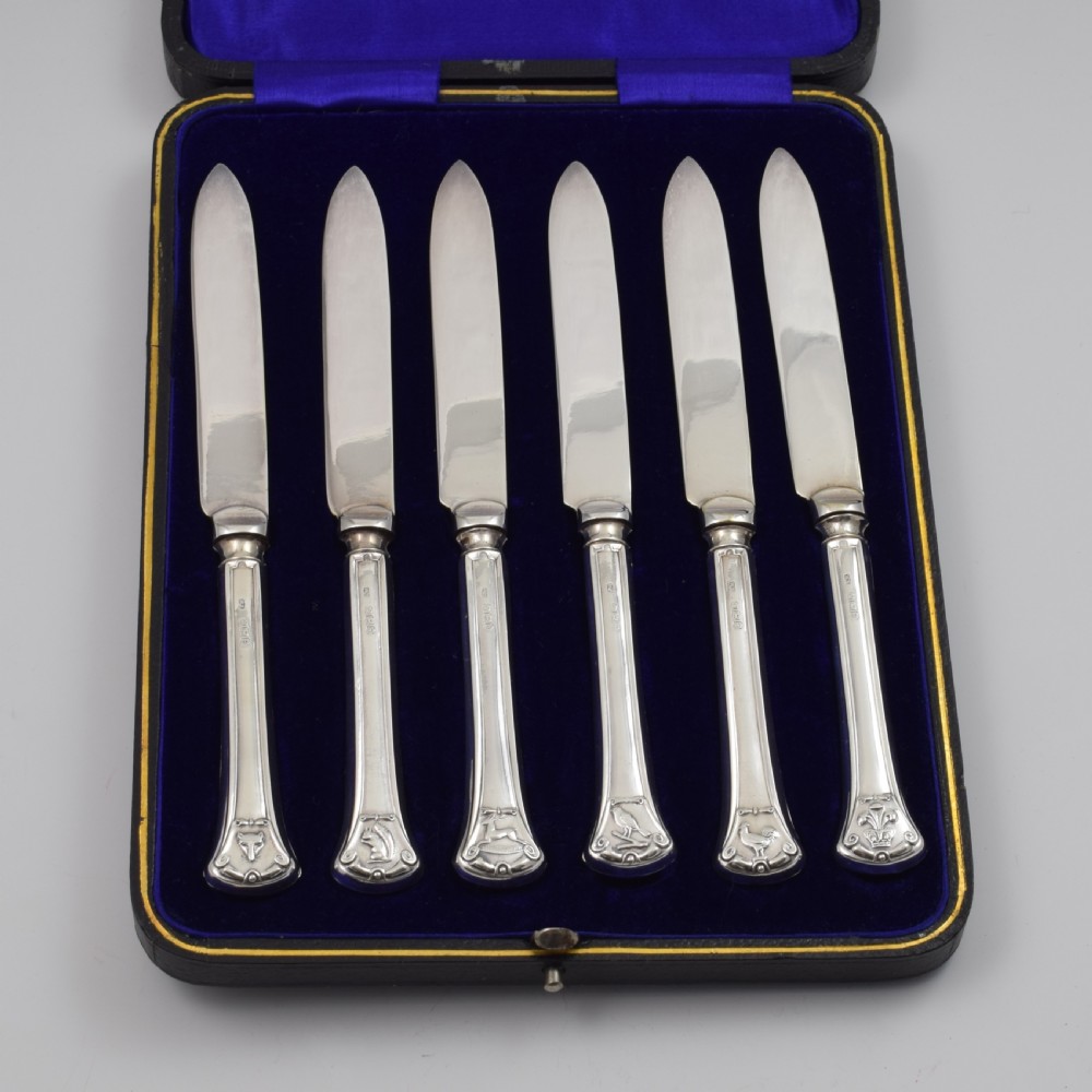 Novelty Cased Silver Tea Fruit Knives Animals & Prince Of Wales Feathers 1922