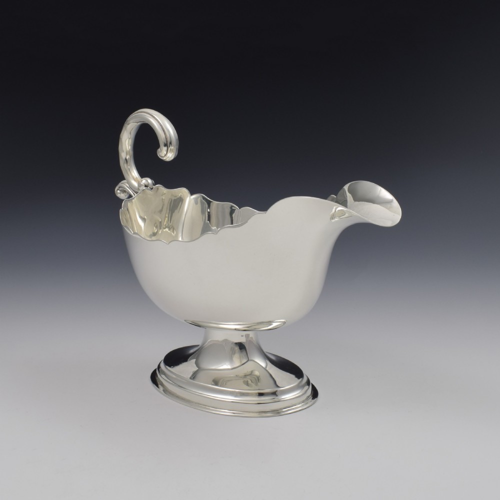 Large Edwardian Silver Pedestal Sauceboat / Sauce Boat View III