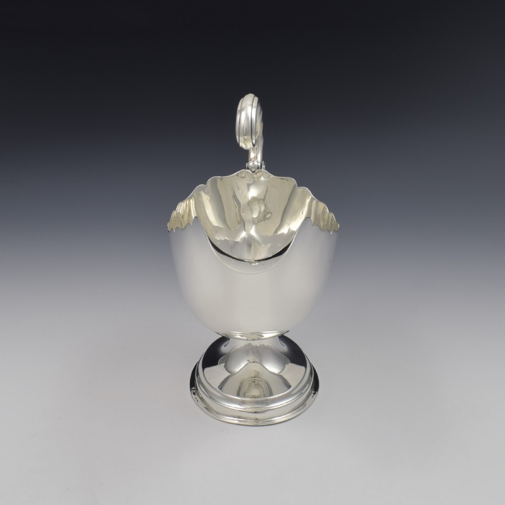 Large Edwardian Silver Pedestal Sauceboat / Sauce Boat View IV