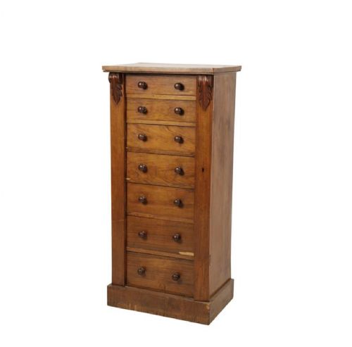 19 Ct Mahogany Wellington Chest