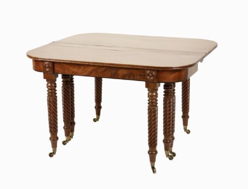 Good Regency Telescopic Extending Dining Table