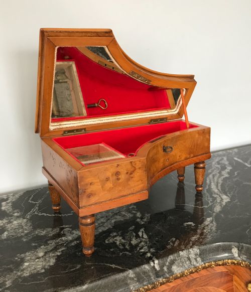 Palais Royal  Jewellery Box in the Form of a Miniature Piano