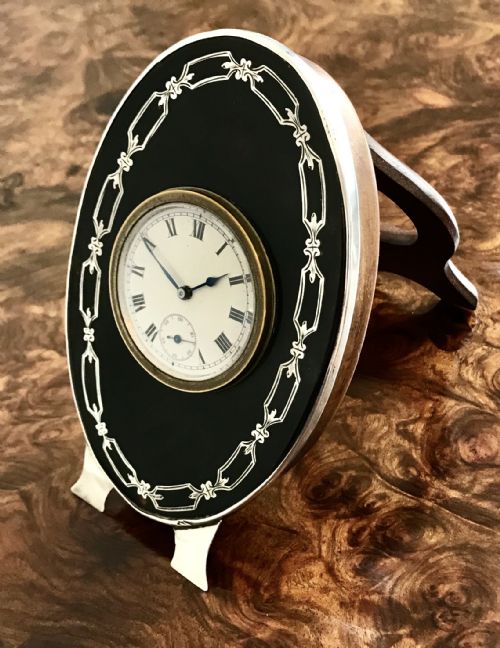 Silver Inlaid Tortoiseshell Clock Circa 1920. Desk Lock . Or Boudoir Clock.