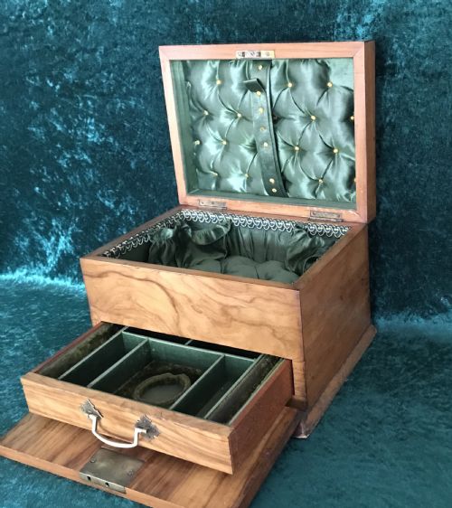 Victorian Walnut Domed Top Jewellery Box Circa 1890