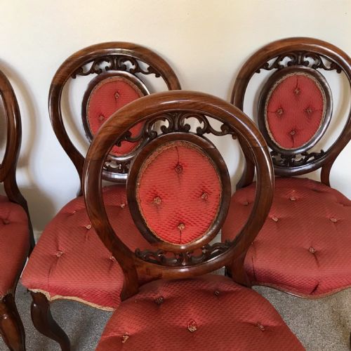 A SET OF SIX VICTORIAN WALNUT CHAIRS BUTTON BACK CIRCA 1875 - ADDITIONAL PHOTO 4
