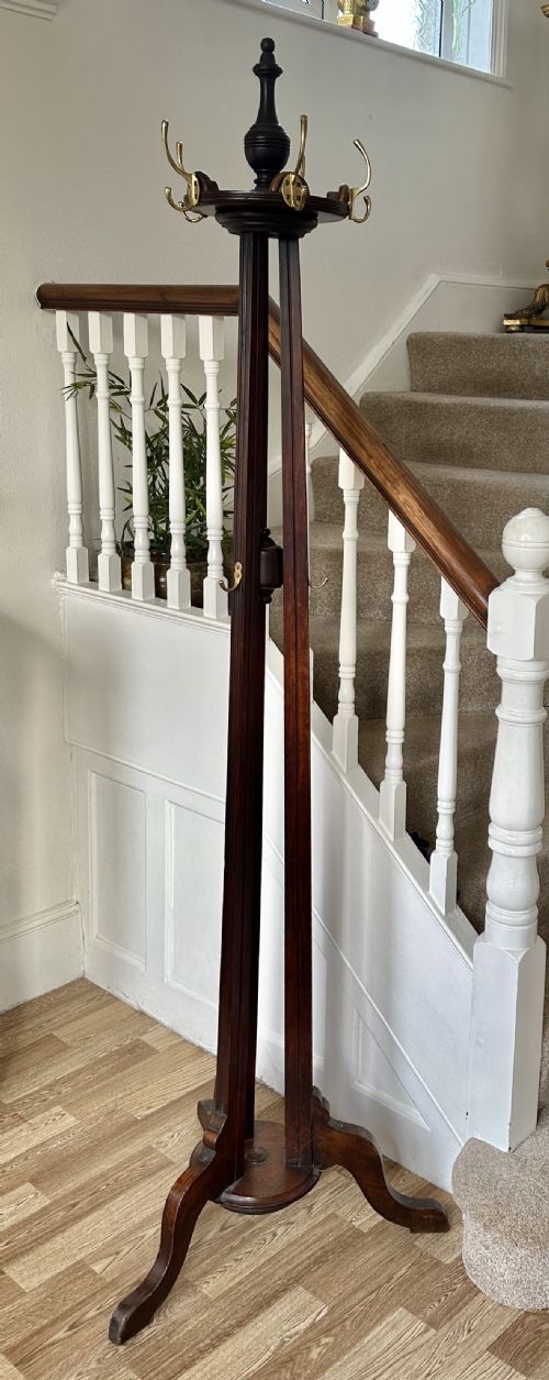 Arts and Crafts, Hallstand Circa1910. Hat Stand.