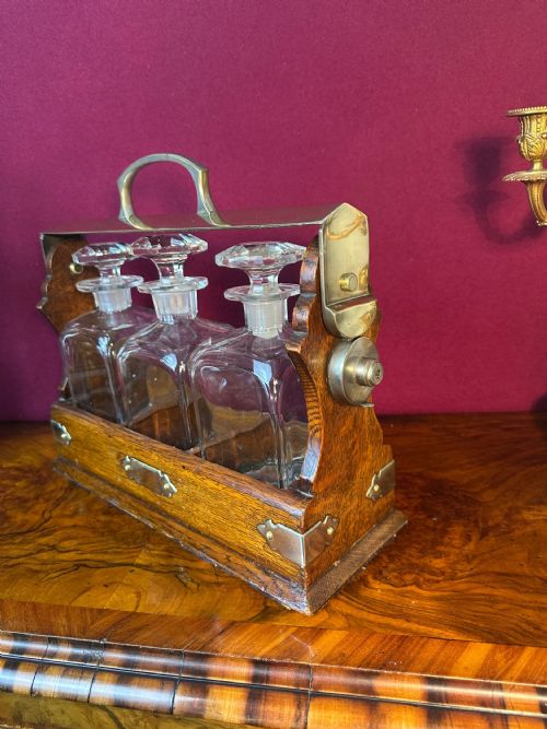 EDWARDIAN THREE DECANTER TANTALUS - ADDITIONAL PHOTO 2