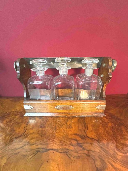 EDWARDIAN THREE DECANTER TANTALUS - ADDITIONAL PHOTO 5