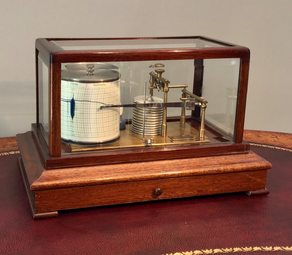  Fine original condition 12 drum atmosphere barograph 
