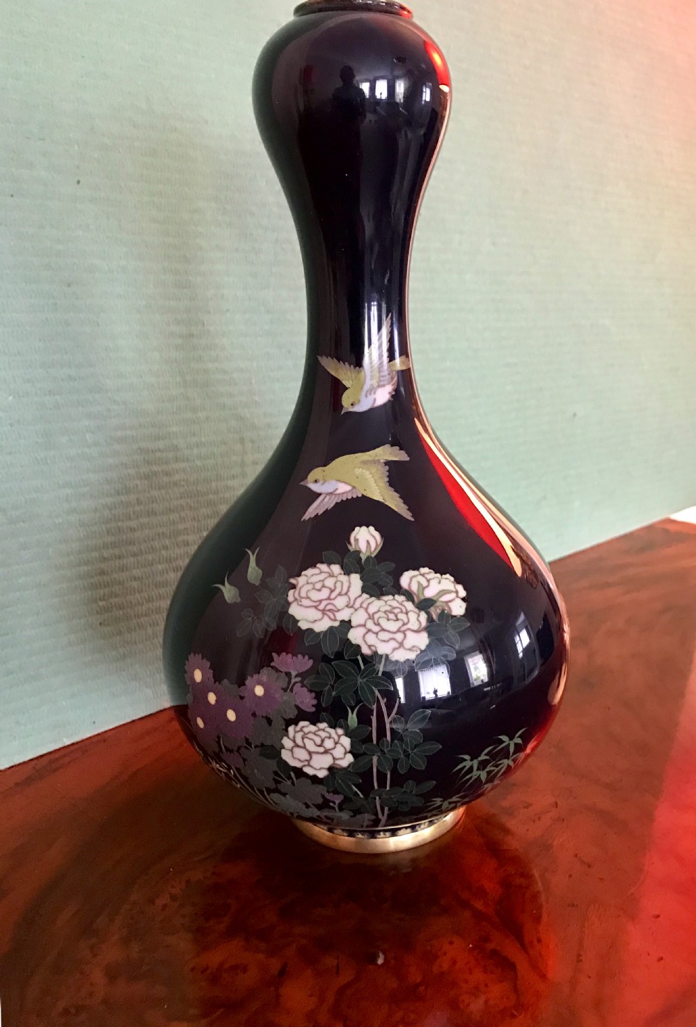 Japanese Cloisonné vase circa 1900 View III
