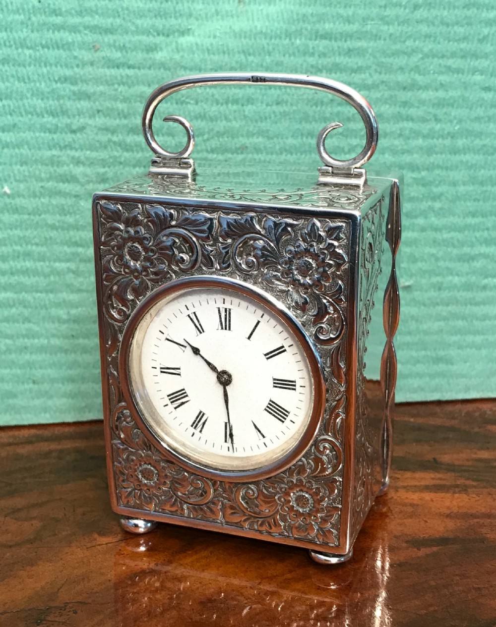 Boudoir carriage clock 