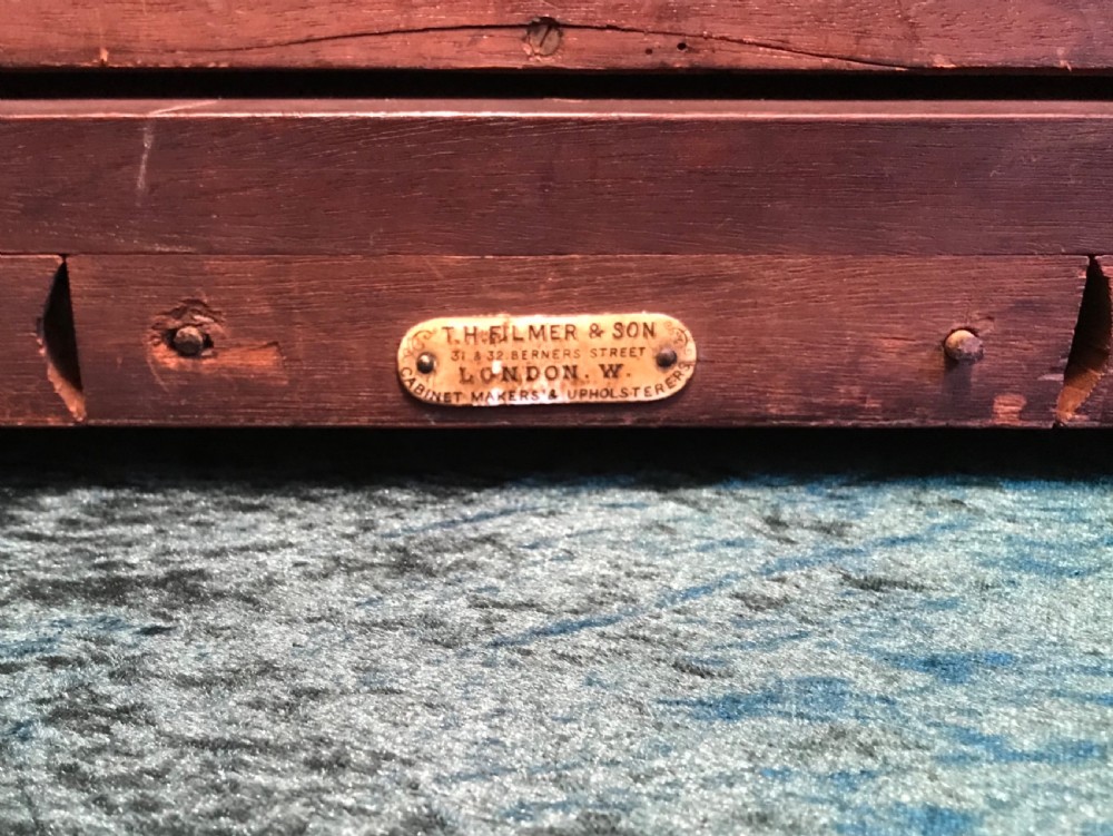 A exceptional quality satinwood card table circa 1890 View X
