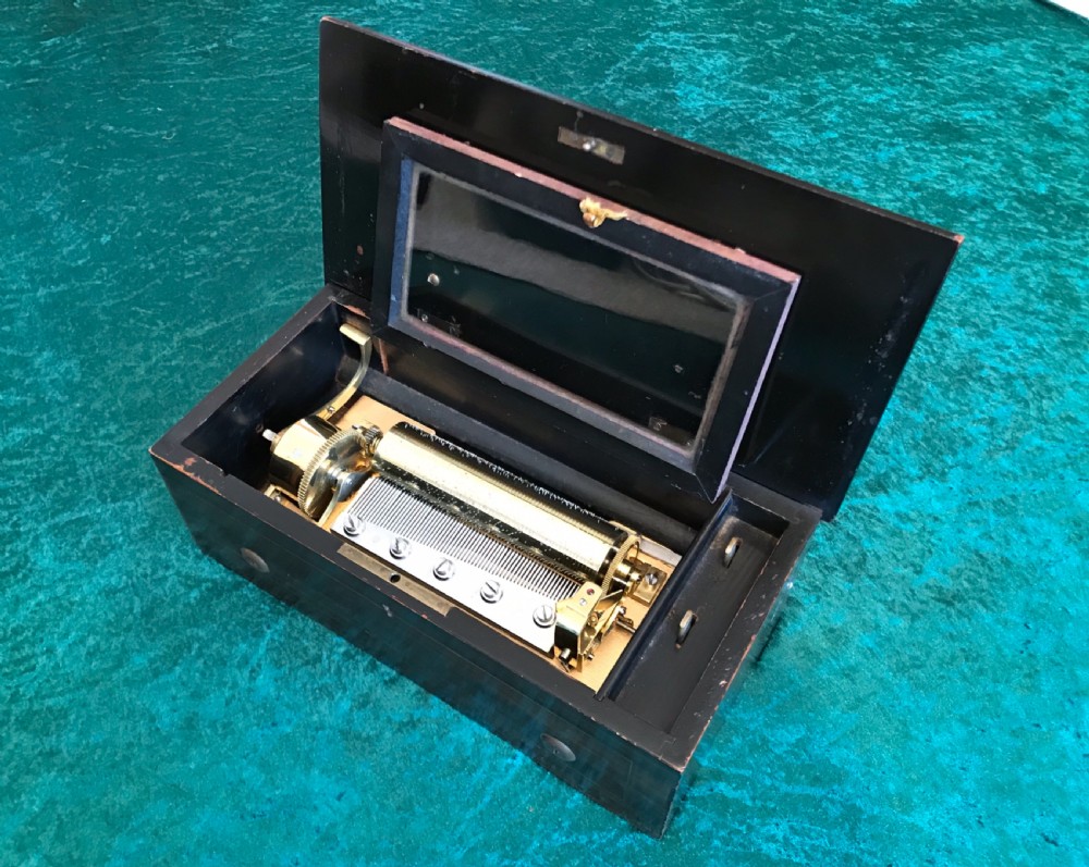 Victorian musical Music Box circa 1875