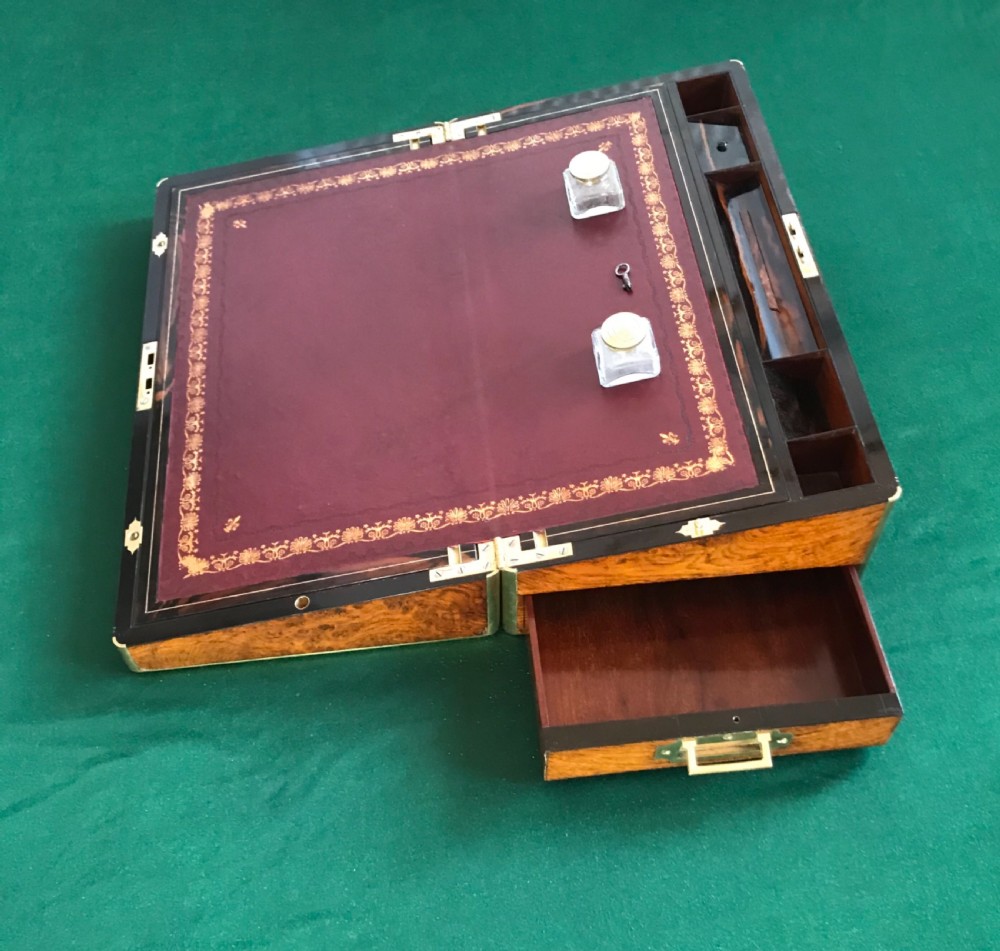Exceptional Campaign, writing slope, stationery box. Circa 1875 View III