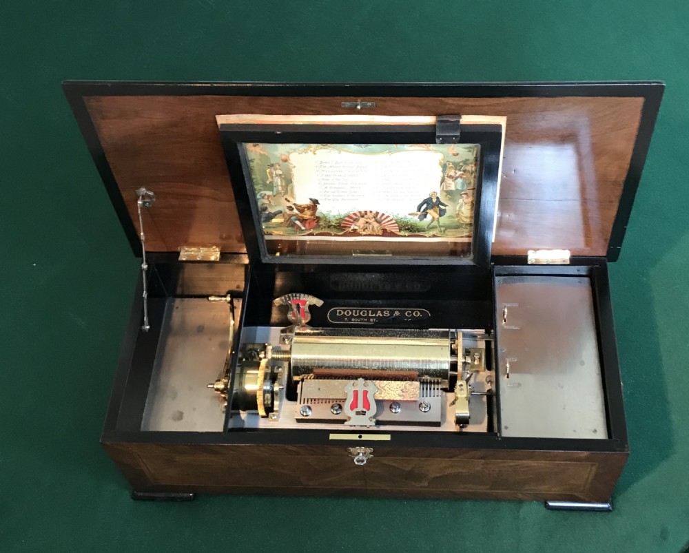 Fine victorian Swiss musical music box playing 20 Popular tunes