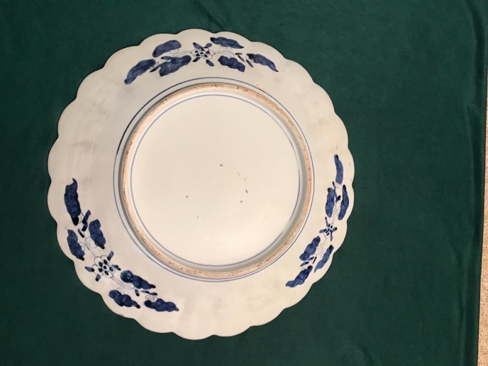 Good and large Imari charger, Japanese, Wall plate, circa 1900 View III