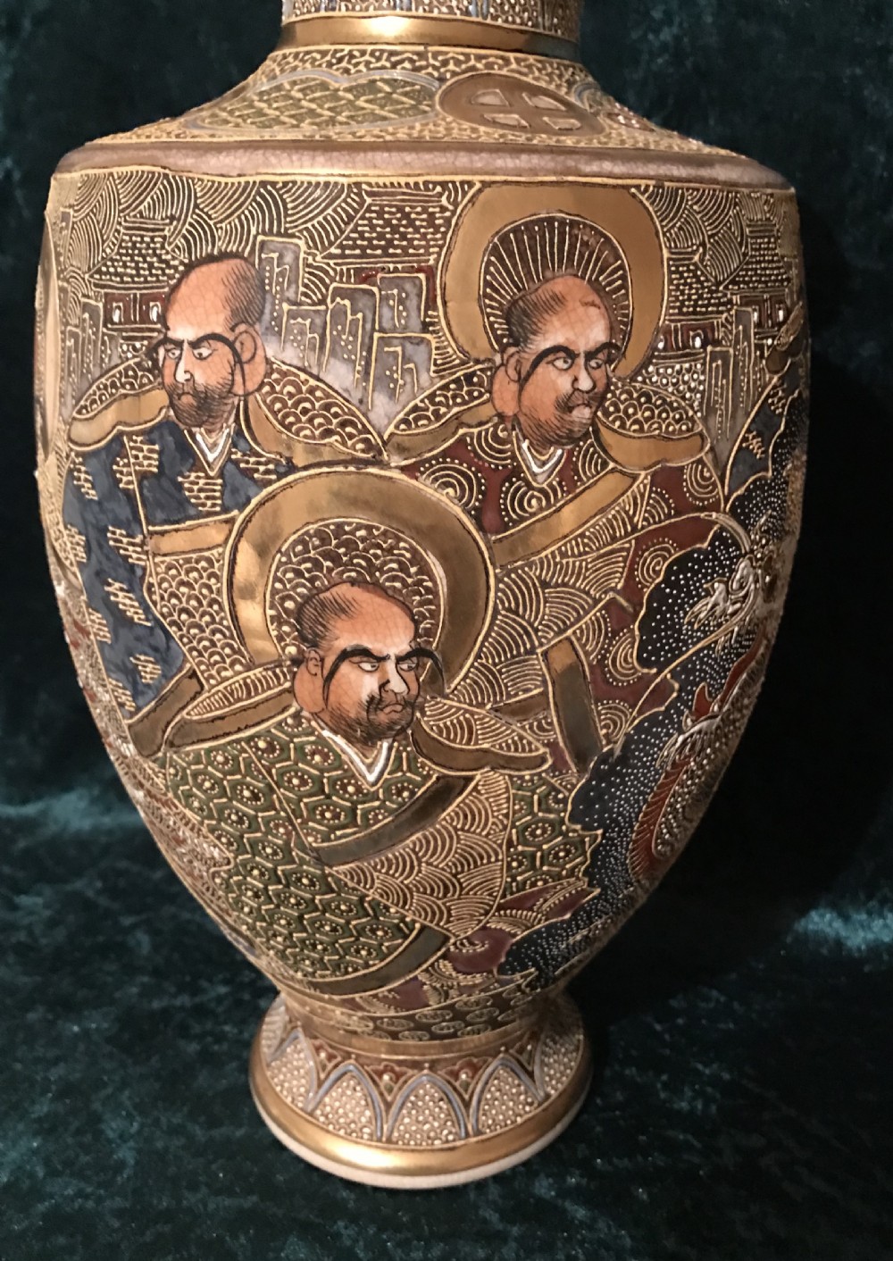 Good and large pair of Satsuma vases circa 1910 View VI
