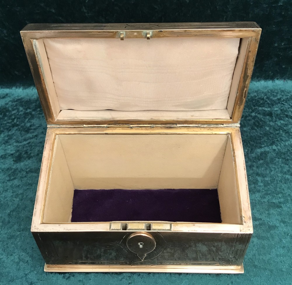 Superb quality jewellery box, inset with malachite circa 1880 View VIII