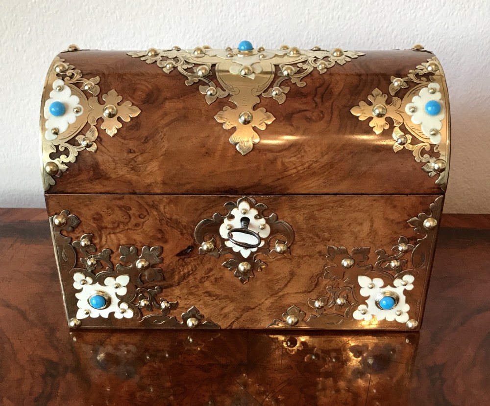 Victorian domed top casket circa 1875 View IX