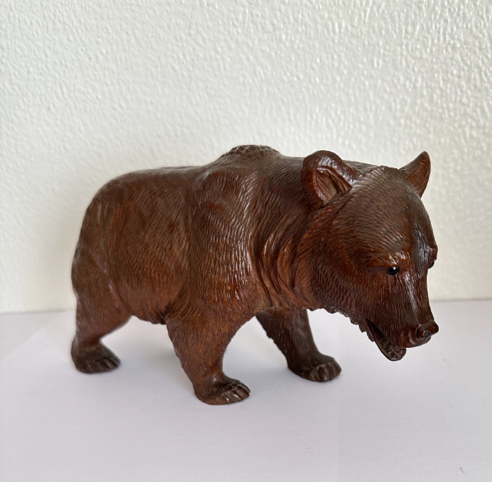 Black forest bear circa 1900 View VI