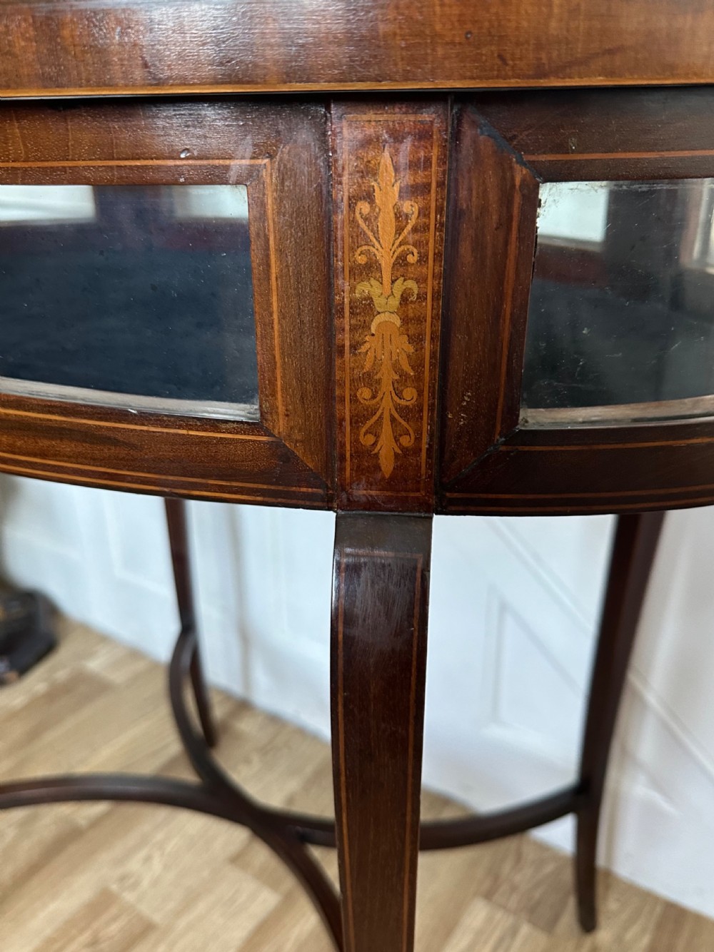 Good and large  Bijouterie table. Circa 1900   
Vitrine. Display cabinet  View III