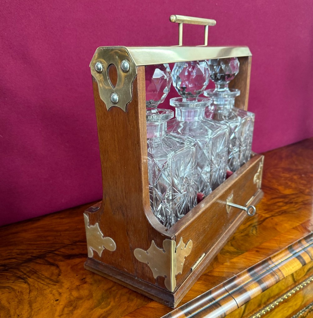  Tantalus With three decanters circa 1920 View III