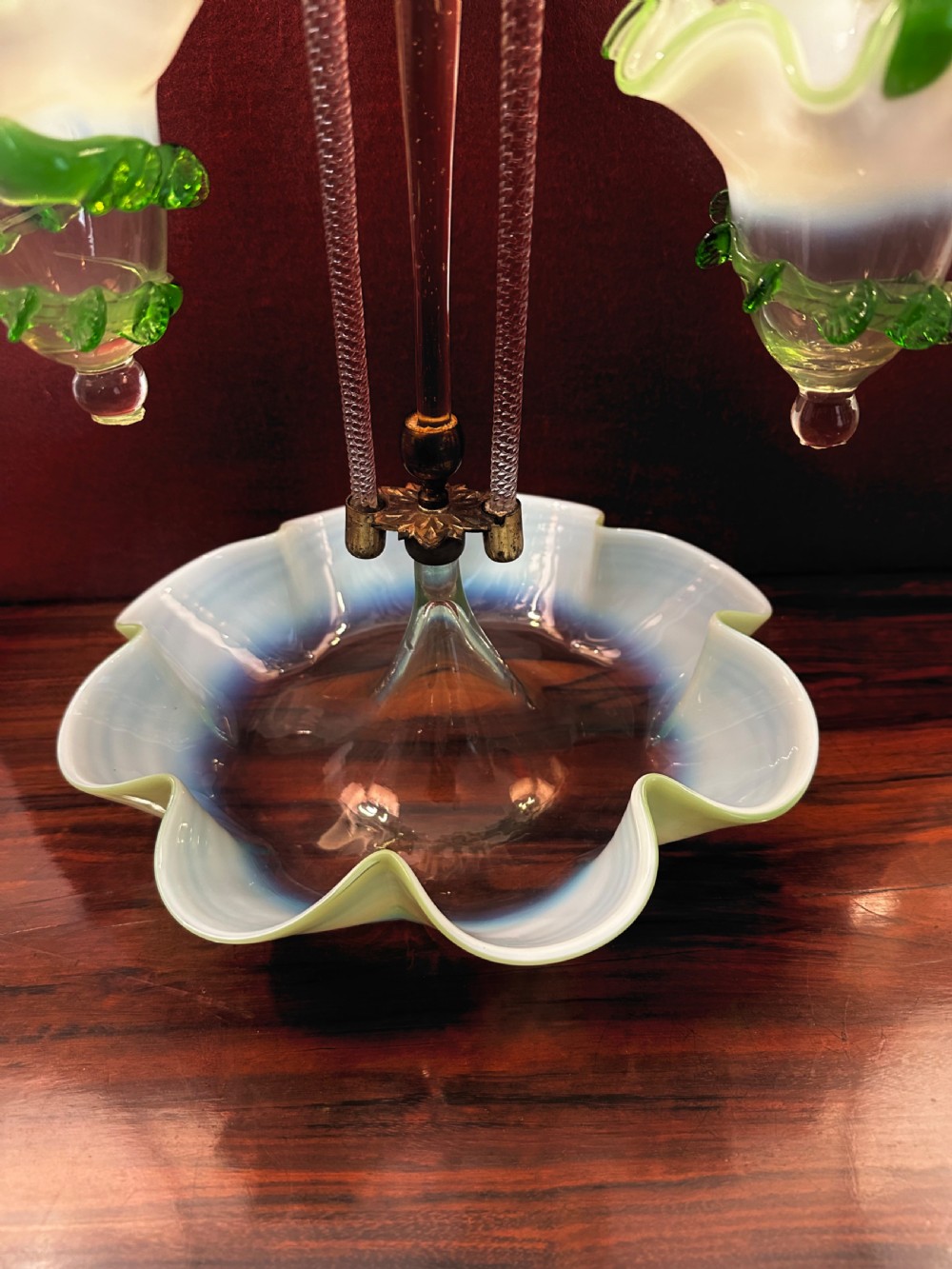Stunning Victorian Epergne, vase  in perfect condition. Circa  1890. View V