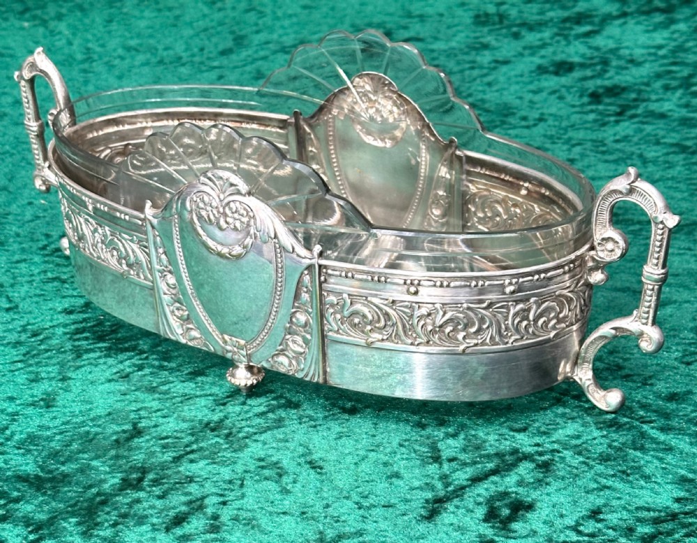Art nouveau centrepiece 1890