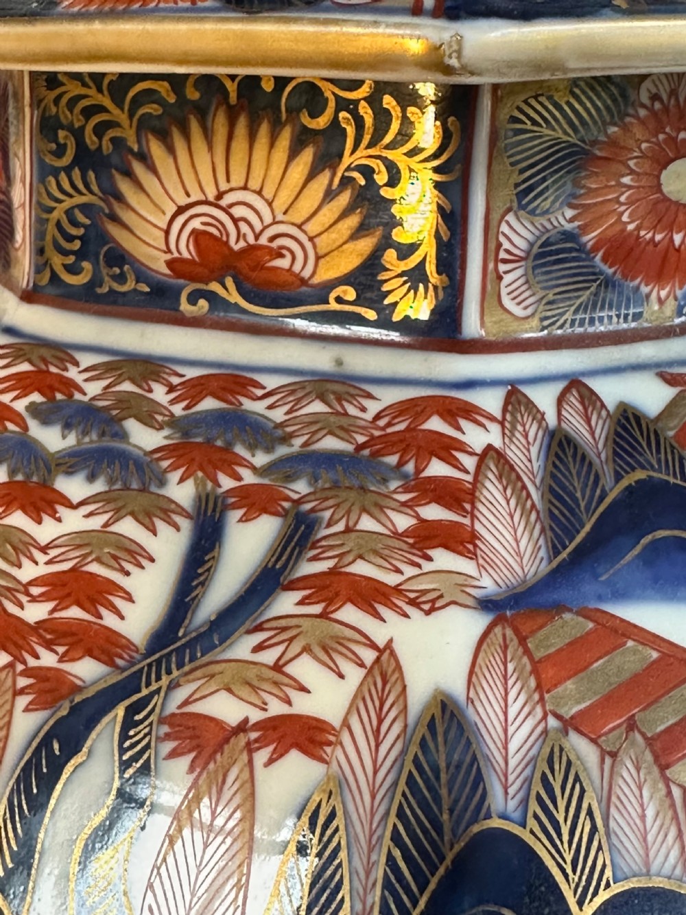 A good and large vase in the “IMARI” Palette Circa 1910
French vase. View VII