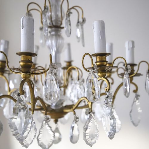 VINTAGE FRENCH 8 ARM CRYSTAL CHANDELIER - ADDITIONAL PHOTO 1