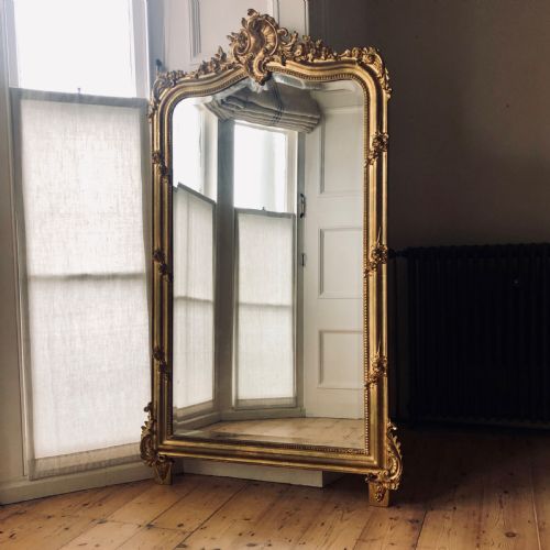antique french louis xv crested gilt leaner mirror - CATEGORY: ANTIQUE MIRRORS - DATED 1910