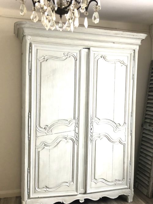 early 19th century antique french oak painted armoire - CATEGORY: ANTIQUE WARDROBES - DATED 1800